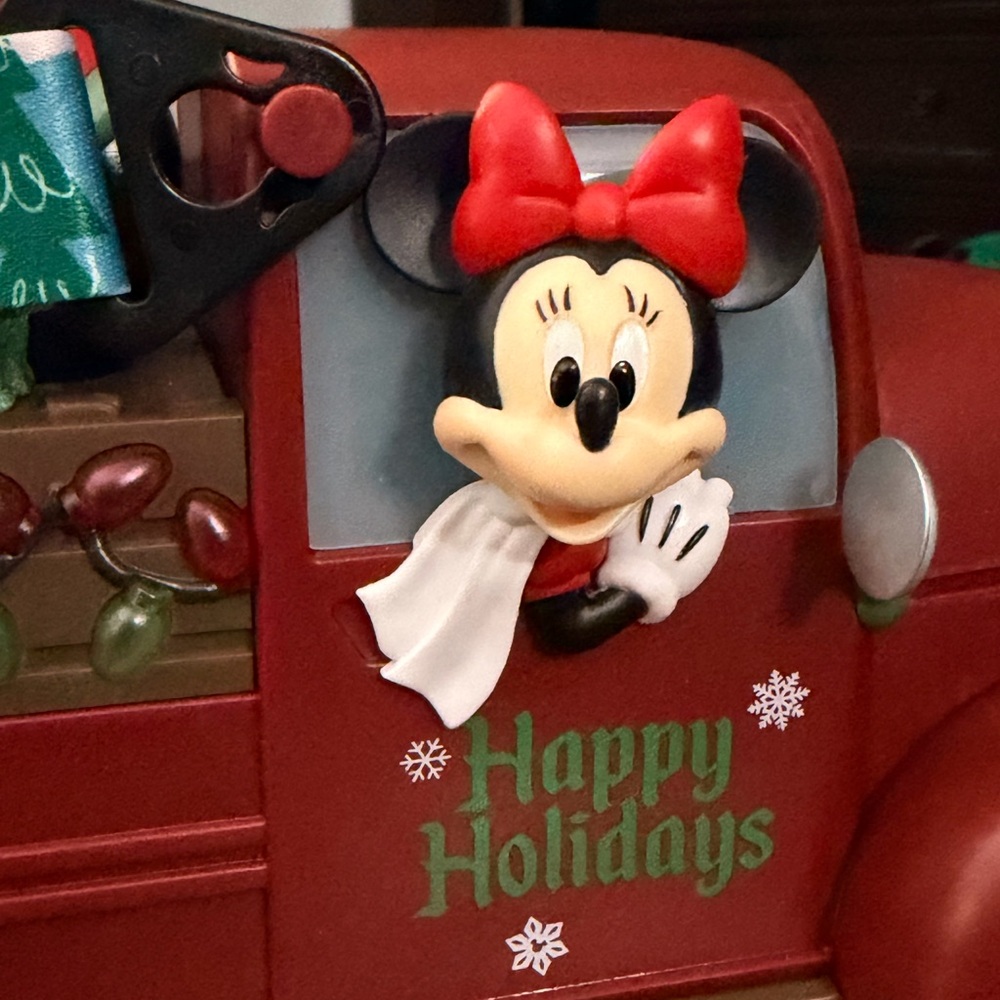 2025 Disney Mickey Christmas Truck Popcorn Bucket - Picture 6 of 6